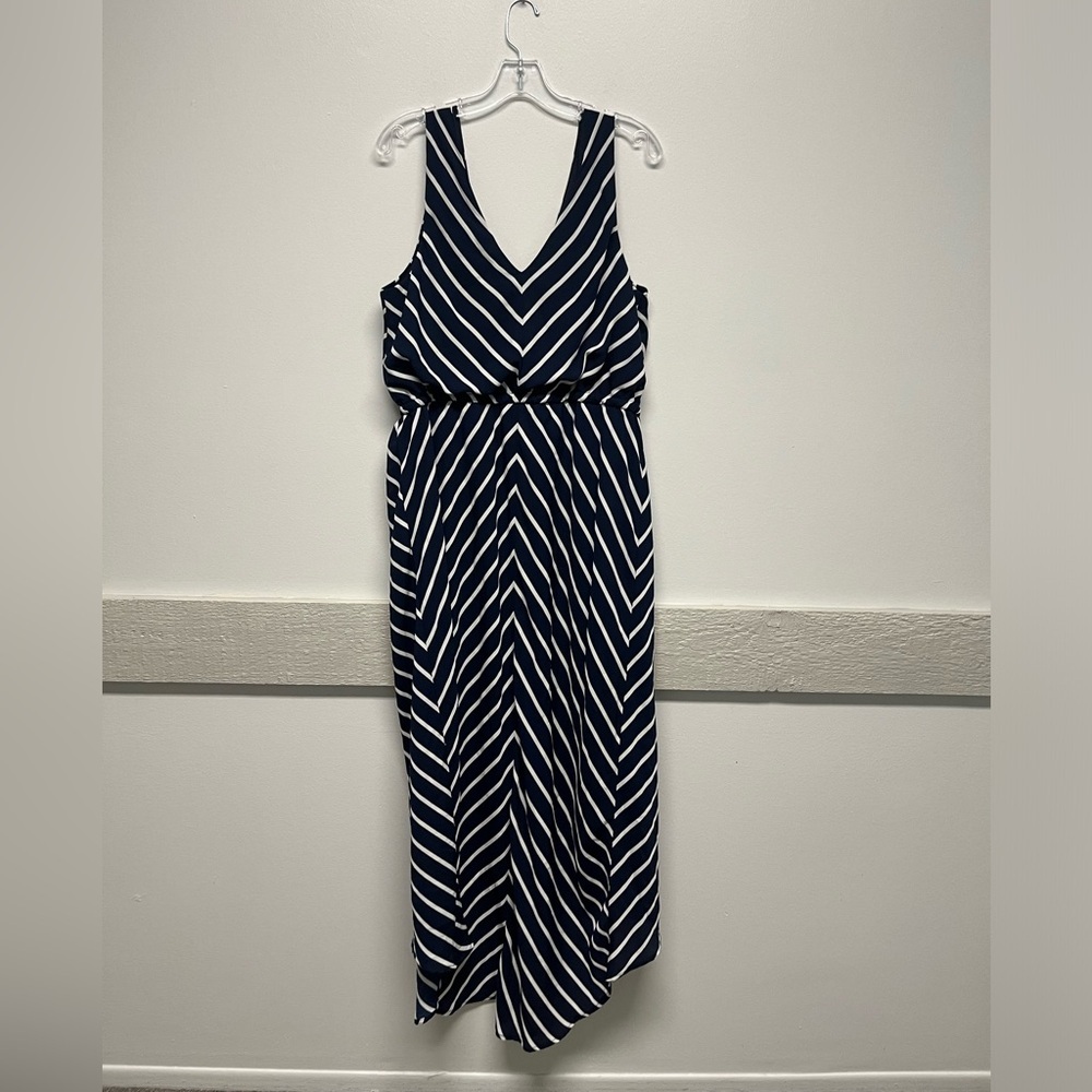 Plus Size 1X Dress - Picture 6 of 6